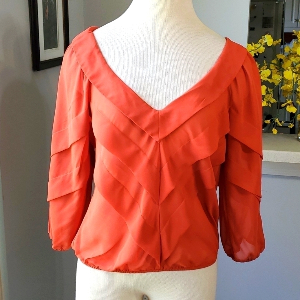 STUDIO M, sheer blouse. RUST color 3/4 sleeves. Elastic at‎ the bottom an…